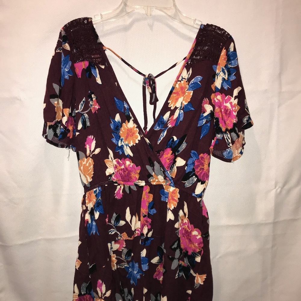 Flower print short sleeve romper